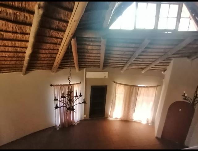 2.60HA SMALLHOLDING FOR SALE IN DE KROON AH